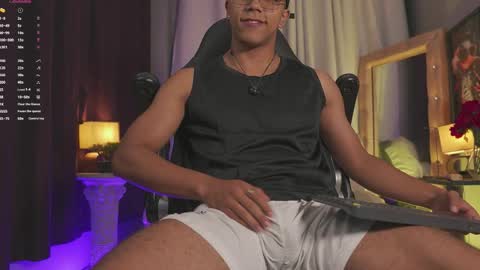 colstorw_ online show from April 9, 10:42 am