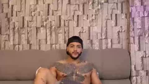 Jhoan online show from October 2, 2:29 am