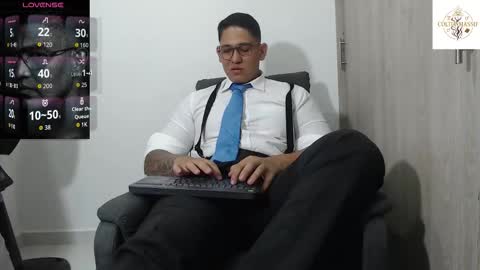 coltonmassif_ online show from March 26, 7:25 am