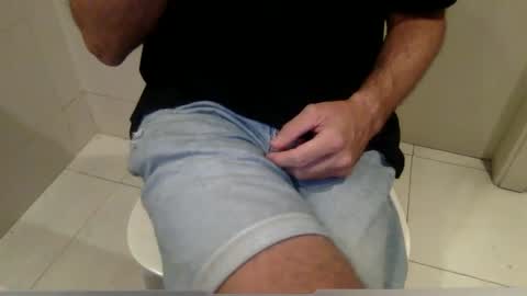 Snapshot of come1983 chatting on July 15, 2:11 pm come1983 online show from July 15, 2:11 pm
