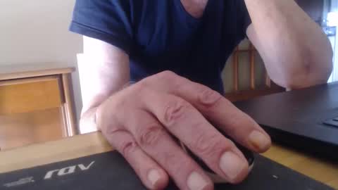 comemivuoi2 online show from April 7, 6:47 am