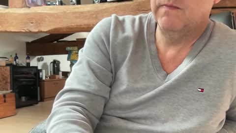 compay69 online show from December 5, 10:23 am