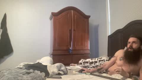 Snapshot of concentralized chatting on February 10, 8:10 pm Matt online show from February 10, 8:10 pm