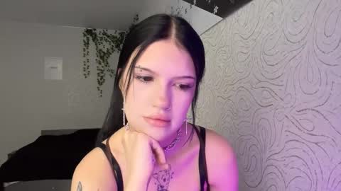 Bella  online show from November 11, 11:43 am