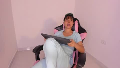 Conejita online show from July 4, 12:50 am
