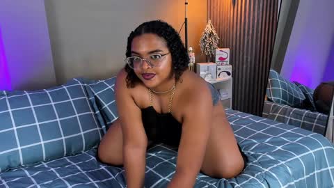 Snapshot of conielaurenth chatting on December 27, 1:11 am conielaurenth online show from December 27, 1:11 am