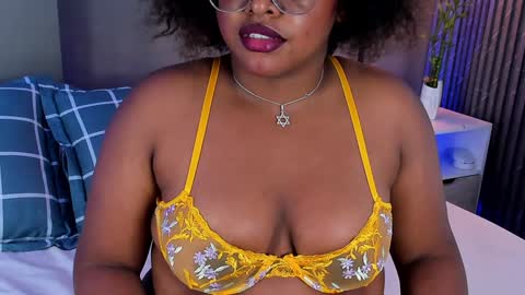 Snapshot of conielaurenth chatting on January 13, 11:17 pm conielaurenth online show from January 13, 11:17 pm