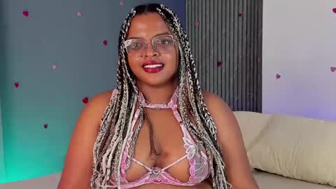 Snapshot of conielaurenth chatting on February 16, 9:05 pm conielaurenth online show from February 16, 9:05 pm