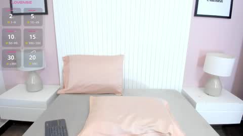 connie_spec online show from May 19, 12:00 pm