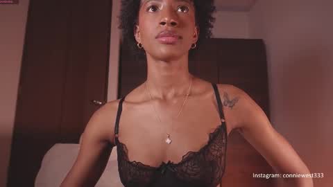 Snapshot of connie_west0 chatting on November 1, 11:07 pm independent model online show from November 1, 11:07 pm