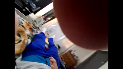 connlee10929154 online show from April 7, 7:14 pm