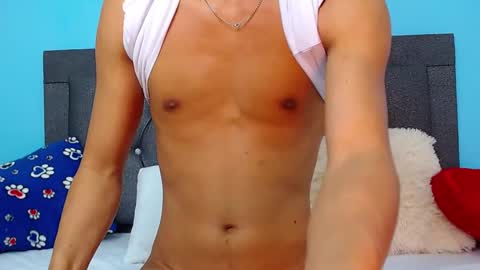 Connor online show from December 20, 11:58 pm