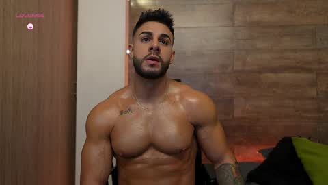 connor_h1 online show from April 4, 5:27 am