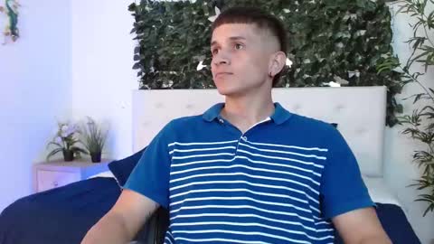 Connor King1 online show from December 18, 4:17 pm