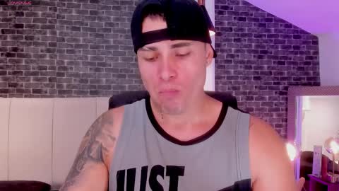 Connor Smith online show from April 3, 10:30 pm