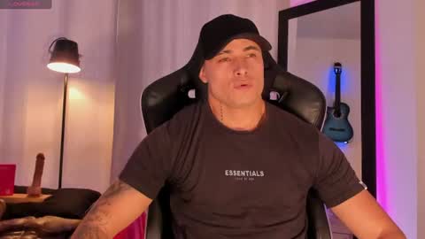 Snapshot of connorsmith_26 chatting on July 5, 7:43 pm Connor Smith online show from July 5, 7:43 pm