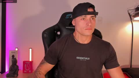 Snapshot of connorsmith_26 chatting on July 8, 2:10 pm Connor Smith online show from July 8, 2:10 pm