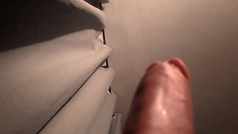 Snapshot of controlmepleaseillcum4u chatting on February 12, 8:20 am Will You Make Me Cum online show from February 12, 8:20 am