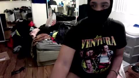 Snapshot of coodimoodi24 chatting on December 13, 9:35 am coodimoodi24 online show from December 13, 9:35 am