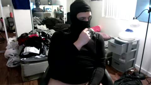 Snapshot of coodimoodi24 chatting on December 23, 9:38 am coodimoodi24 online show from December 23, 9:38 am