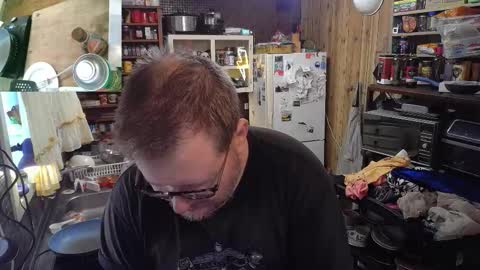 Snapshot of cookieliquor chatting on February 23, 2:09 am Cookie - I do cooking streams occasionally. Next stream online show from February 23, 2:09 am