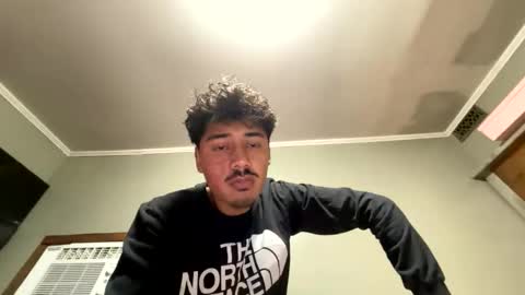 sexxycouple online show from January 18, 3:32 am