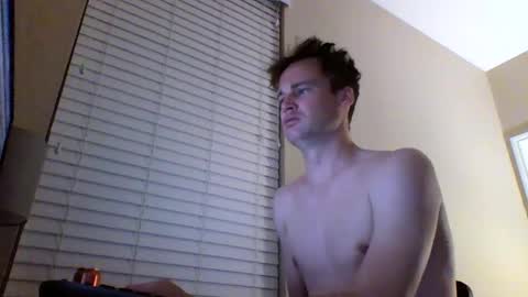 Snapshot of cooldude122222 chatting on January 13, 6:06 am cooldude122222 online show from January 13, 6:06 am