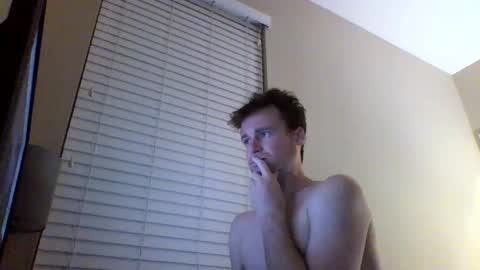 Snapshot of cooldude122222 chatting on January 21, 9:57 am cooldude122222 online show from January 21, 9:57 am