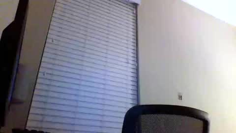 Snapshot of cooldude122222 chatting on March 2, 9:42 am cooldude122222 online show from March 2, 9:42 am