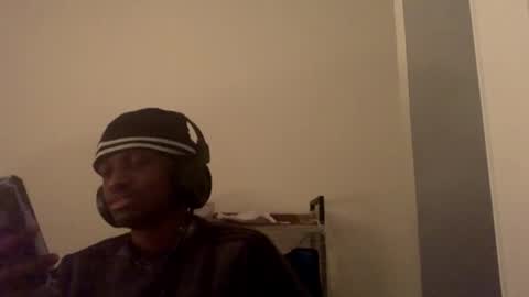 Snapshot of coolvibes69 chatting on December 2, 11:00 pm coolvibes69 online show from December 2, 11:00 pm