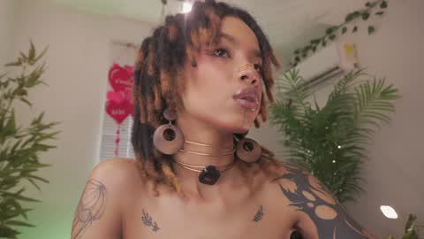 ROSELL 3   online show from February 13, 8:27 pm