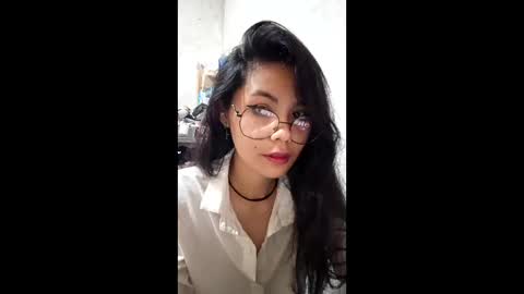 Snapshot of coralinebane chatting on March 2, 6:03 am coralinebane online show from March 2, 6:03 am