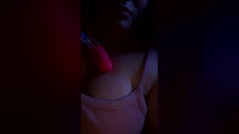 Snapshot of corals_house chatting on February 9, 11:36 am corals_house online show from February 9, 11:36 am