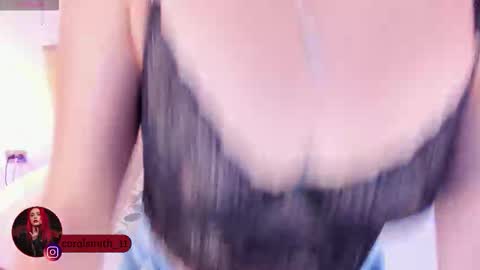 Coral Smith online show from October 26, 5:08 pm