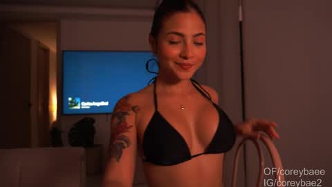 Snapshot of coreybae chatting on September 30, 1:21 am coreybae online show from September 30, 1:21 am