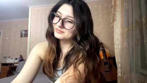 Elisheva online show from November 6, 3:24 pm