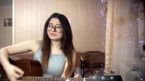 Elisheva online show from February 5, 1:27 pm