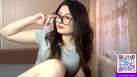 Elisheva online show from March 24, 1:16 pm