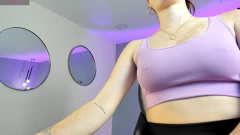 Corinne Russo online show from October 6, 5:38 am