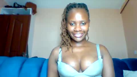 blue online show from February 7, 10:35 pm