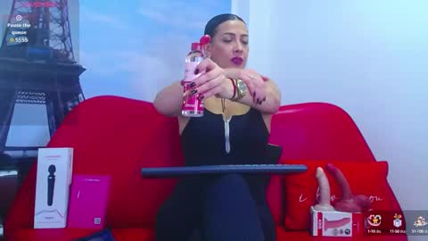 Snapshot of cortney_tayler chatting on October 4, 12:14 pm cortney tayler online show from October 4, 12:14 pm