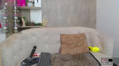 Snapshot of cortney_tayler chatting on October 9, 8:40 pm cortney tayler online show from October 9, 8:40 pm