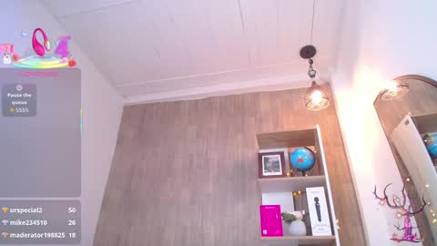 Snapshot of cortney_tayler chatting on October 28, 7:49 pm cortney tayler online show from October 28, 7:49 pm