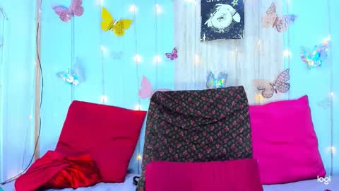 corynatayler online show from September 17, 11:17 pm