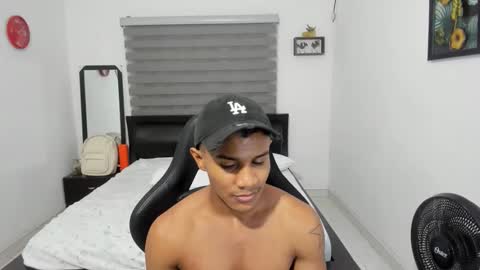 Ethan  online show from January 11, 11:43 pm