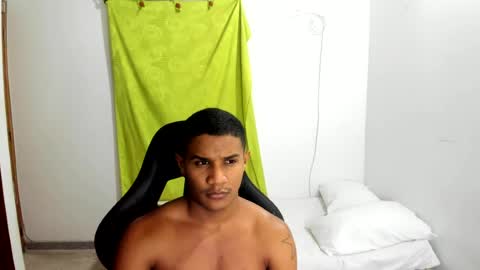 Ethan  online show from June 22, 2:35 am