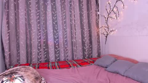 Alice online show from March 3, 4:03 am