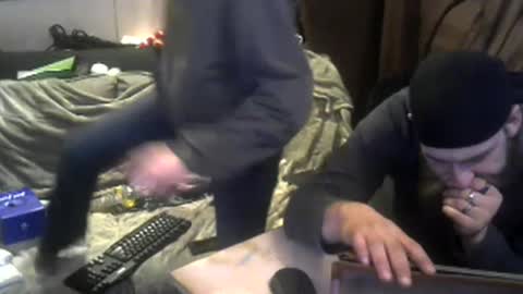 Snapshot of countryfuckers chatting on January 6, 7:09 am Alaskawildcouple online show from January 6, 7:09 am