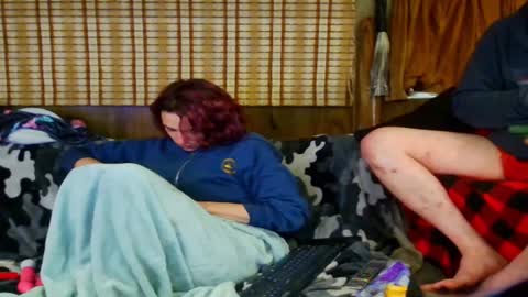 Snapshot of countryfuckers chatting on September 16, 11:11 am Alaskawildcouple online show from September 16, 11:11 am