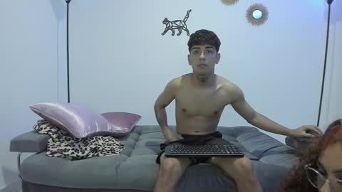 Snapshot of couple_dirty10 chatting on December 10, 5:28 am Hiraly online show from December 10, 5:28 am